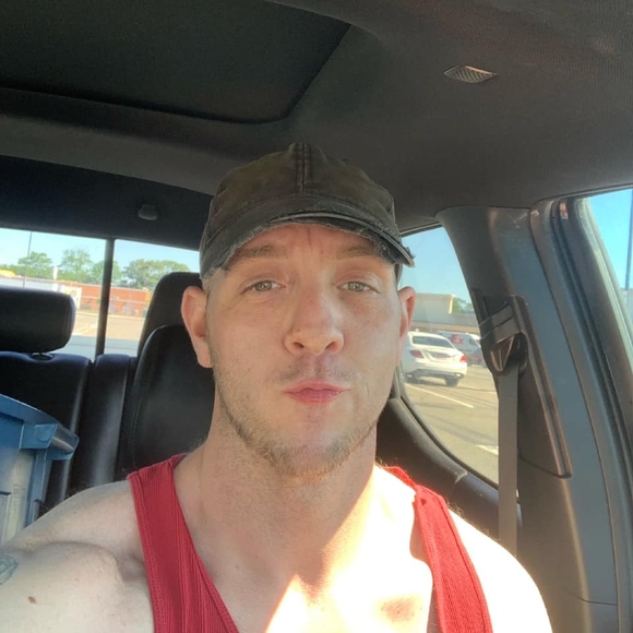 Meet your Posher, Paul - Picture 1 of 1